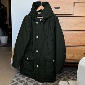 New Woolrich Arctic Parka in Dark Green